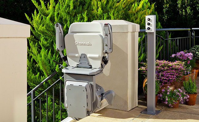 stairlift for outdoor stairs waterproof